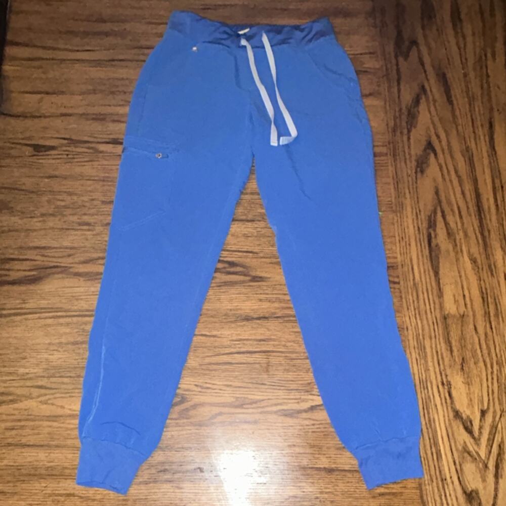 FIGS Women's Blue Jogger Scrub Pants XS 72% Polyester 21% Rayon 7% Spandex